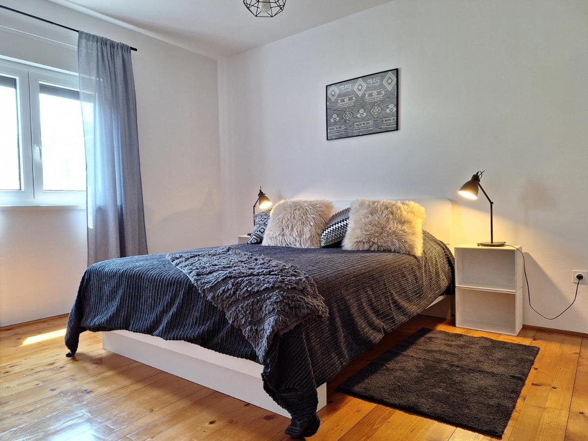 Romana's Cave Apartment
